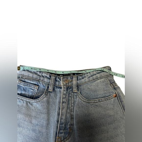 PrettyLittleThing Light Wash Jeans Size 0 - Picture 5 of 5